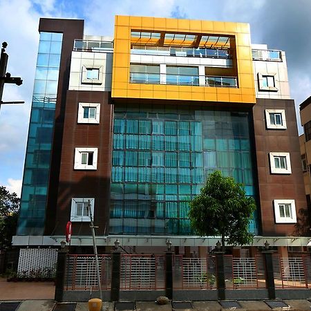 Hotel Awesome Palace Guwahati Zewnętrze zdjęcie
