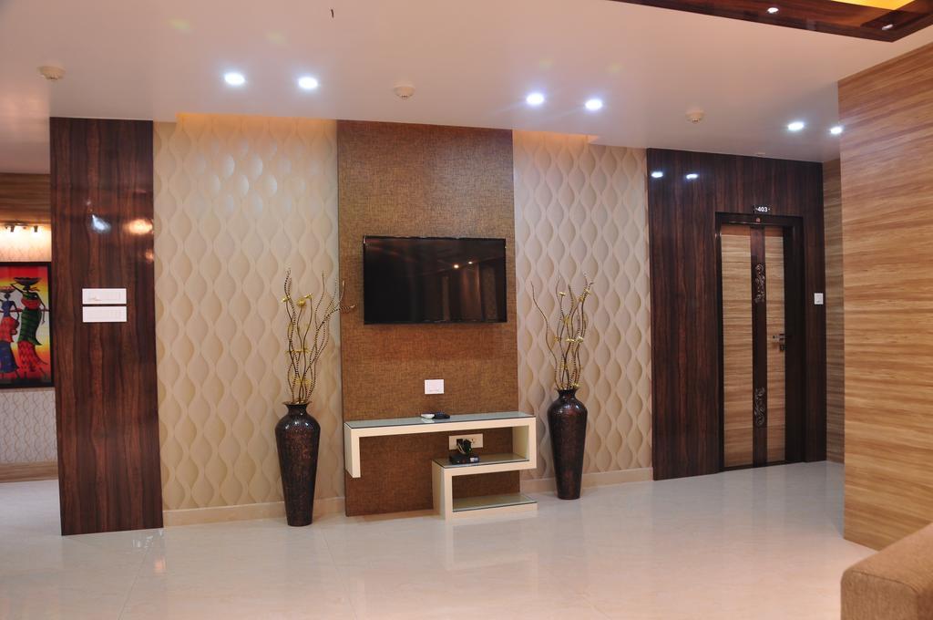 Hotel Awesome Palace Guwahati Zewnętrze zdjęcie